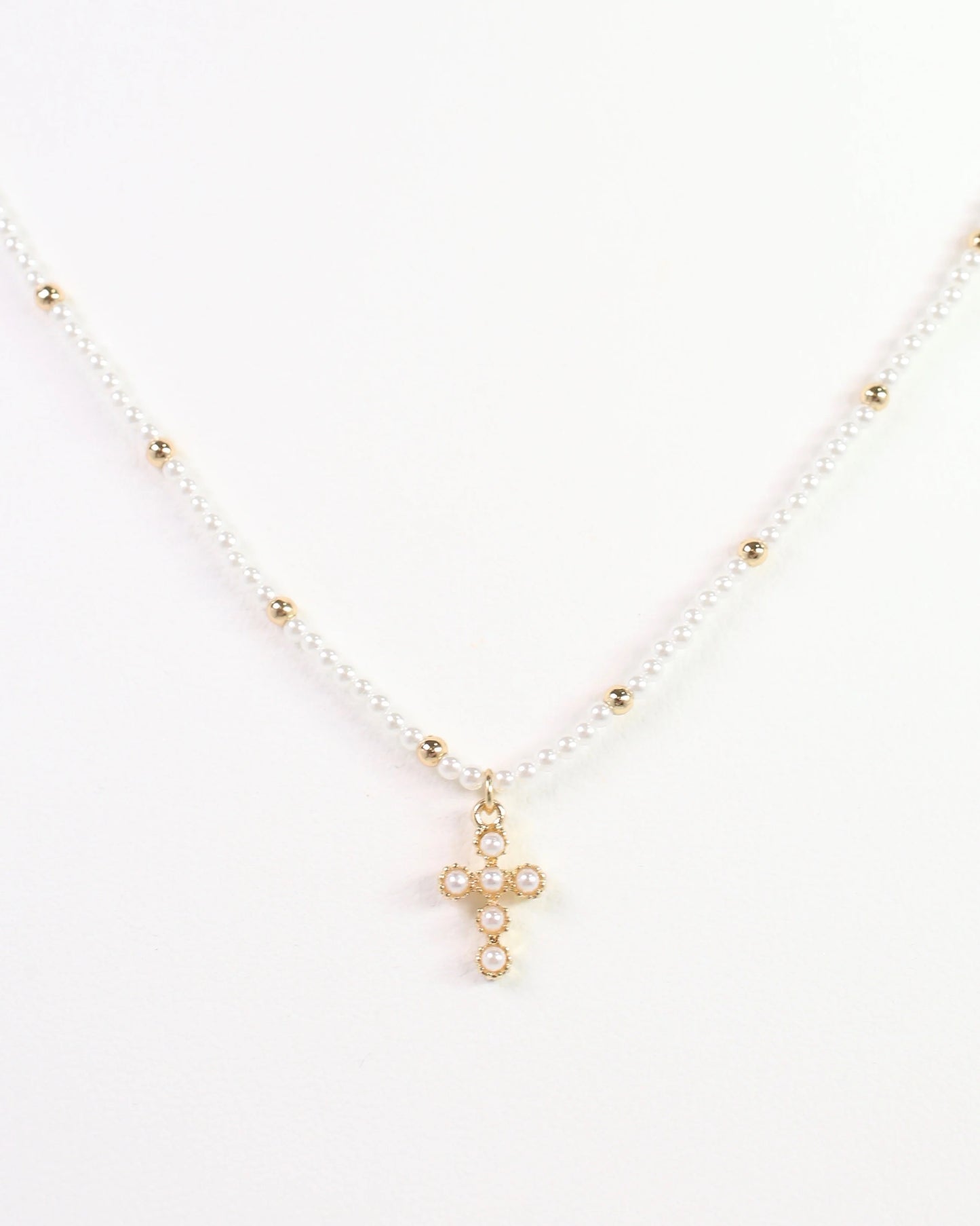 Wonders Pearl and Cross Necklace